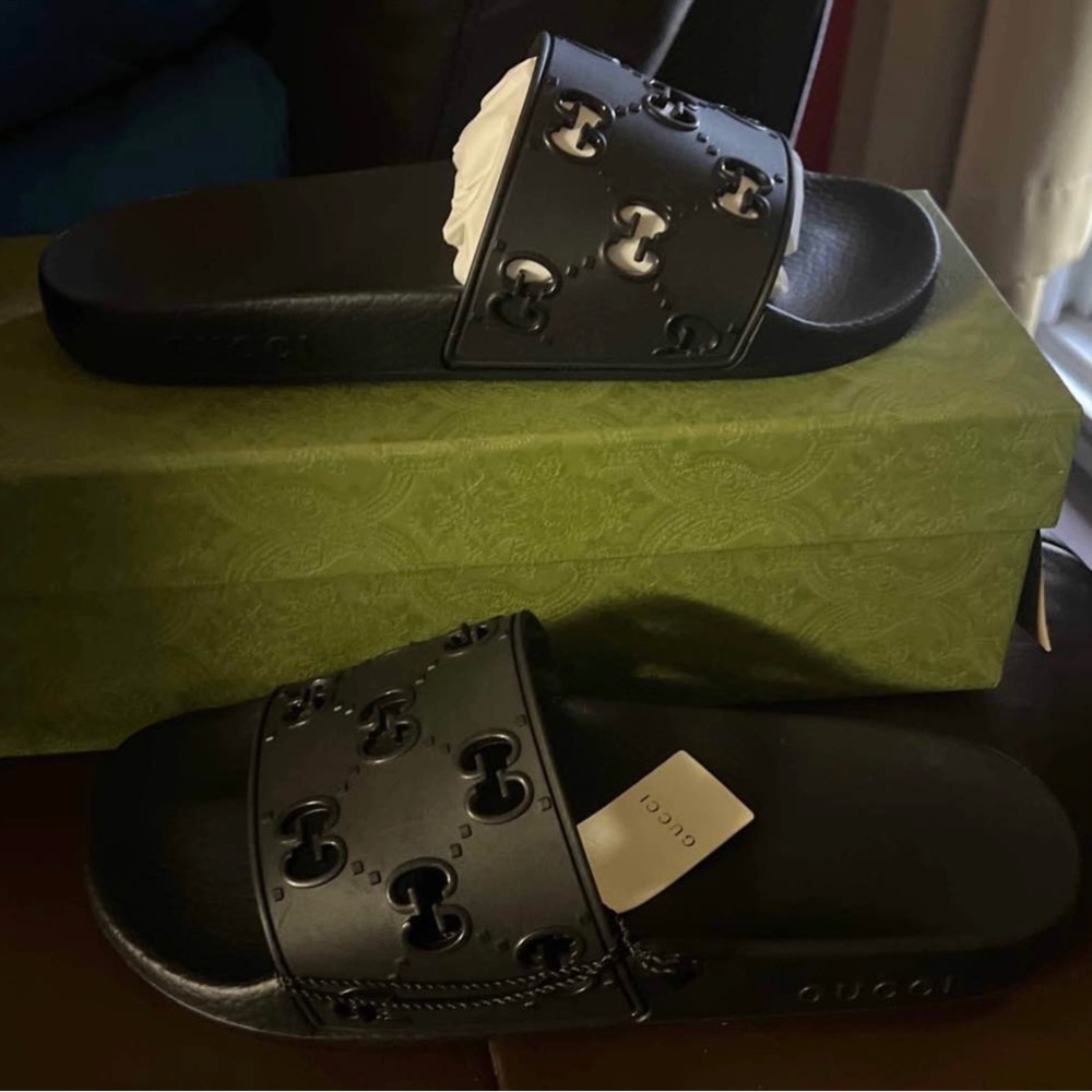 COPY - Brand new Gucci slides